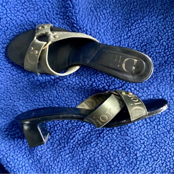 Preloved Vintage Christian Dior Army Green Sandals - Picture 6 of 11